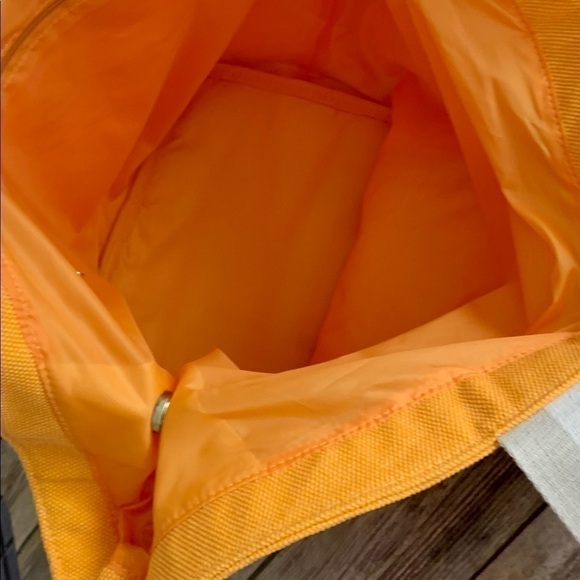 👜NWT MARIGOLD TULIP BAG - Picture 8 of 12